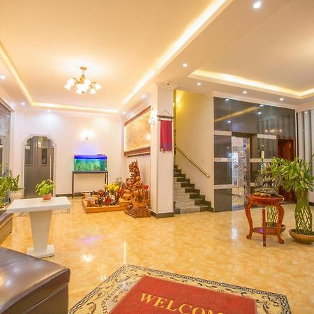 Jasmine Hotel& Sky Bar Battambang Buitenkant foto