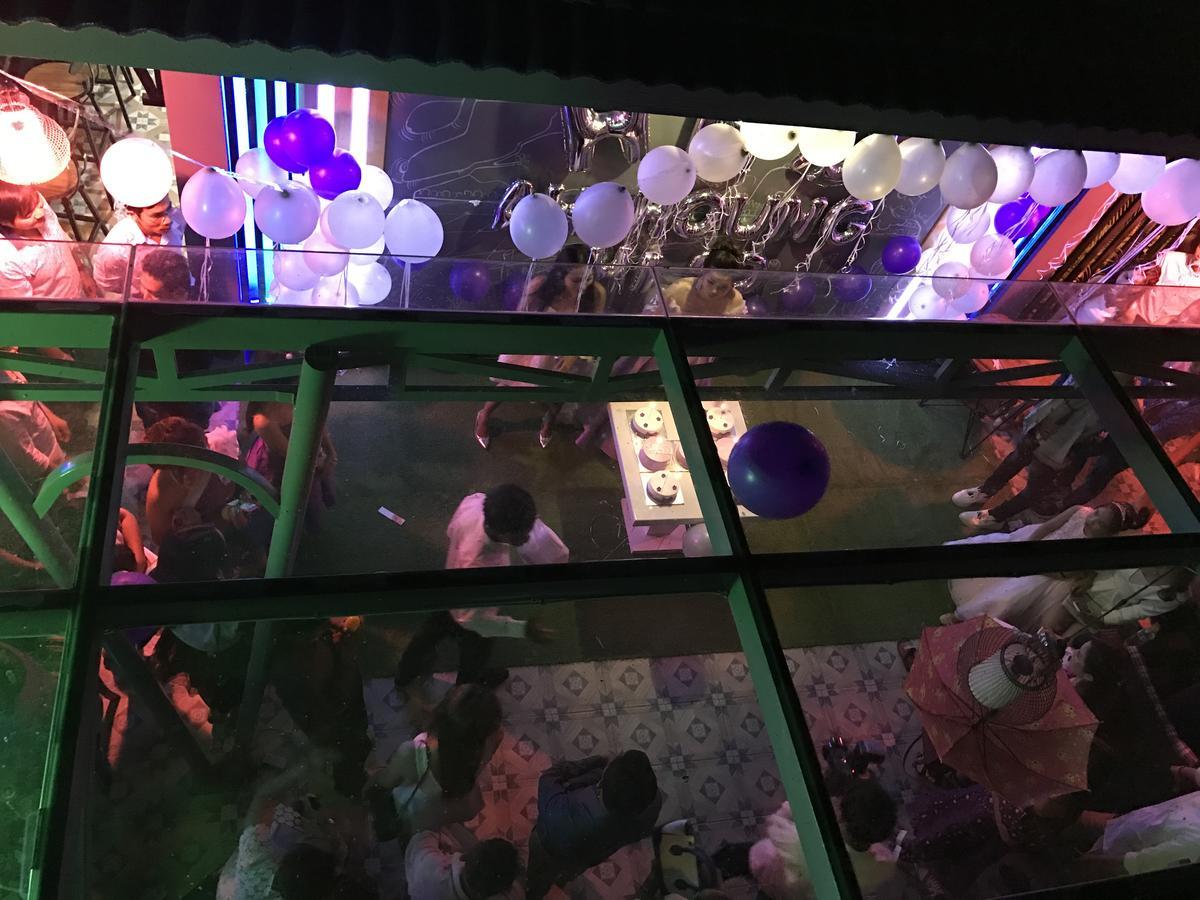 Jasmine Hotel& Sky Bar Battambang Buitenkant foto