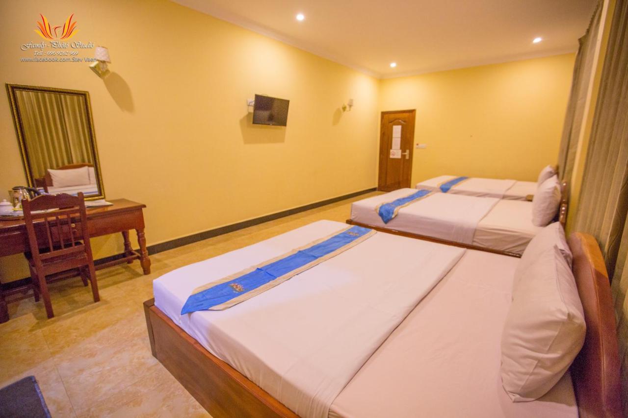 Jasmine Hotel& Sky Bar Battambang Buitenkant foto
