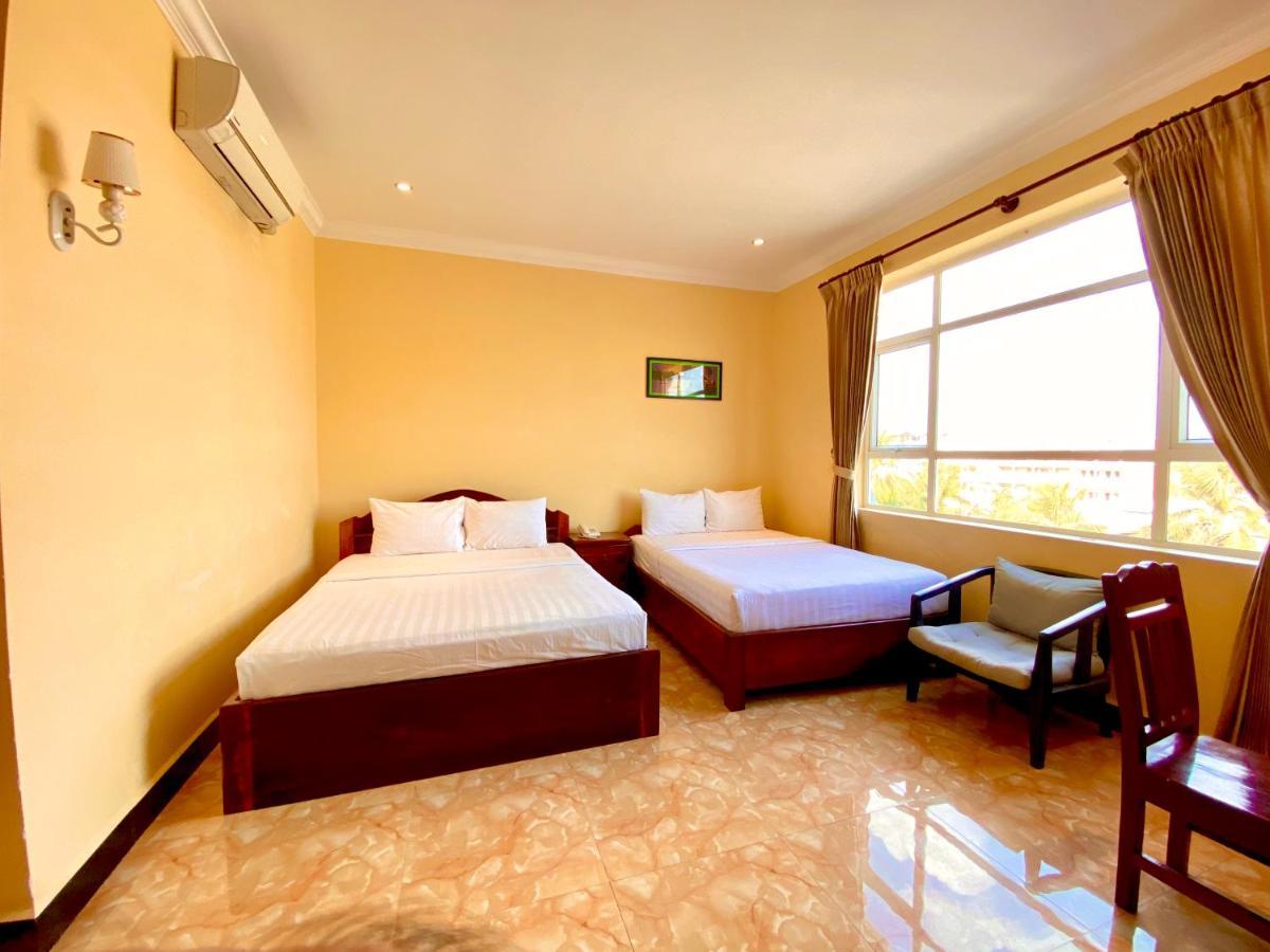 Jasmine Hotel& Sky Bar Battambang Buitenkant foto